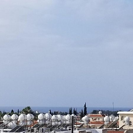 Penthouse Apartment Universal Paphos Bagian luar foto