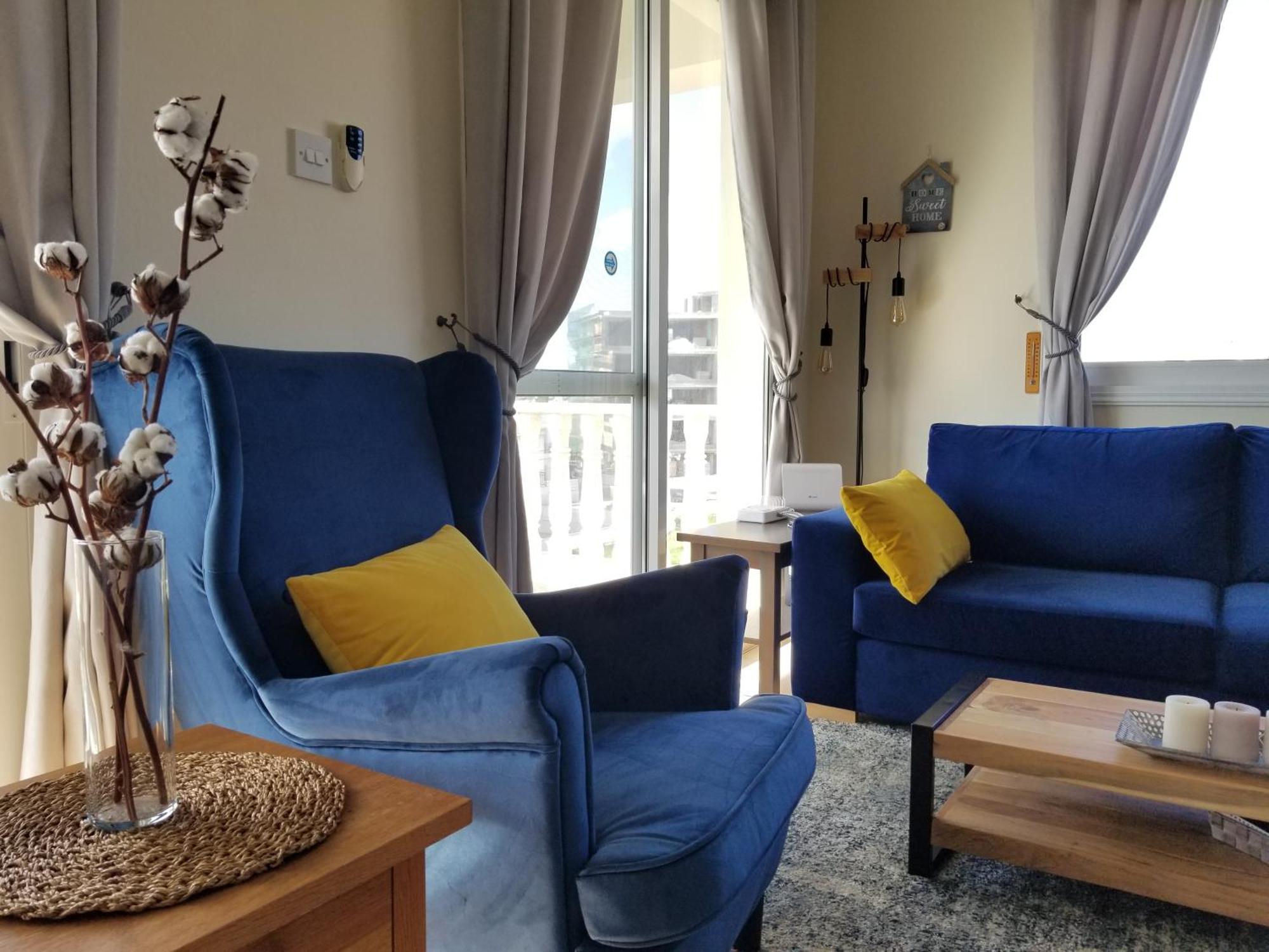 Penthouse Apartment Universal Paphos Bagian luar foto